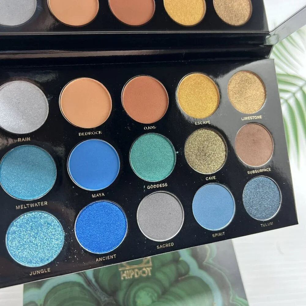 Hipdot Cenote Eyeshadow colorful bright artistic stage makeup